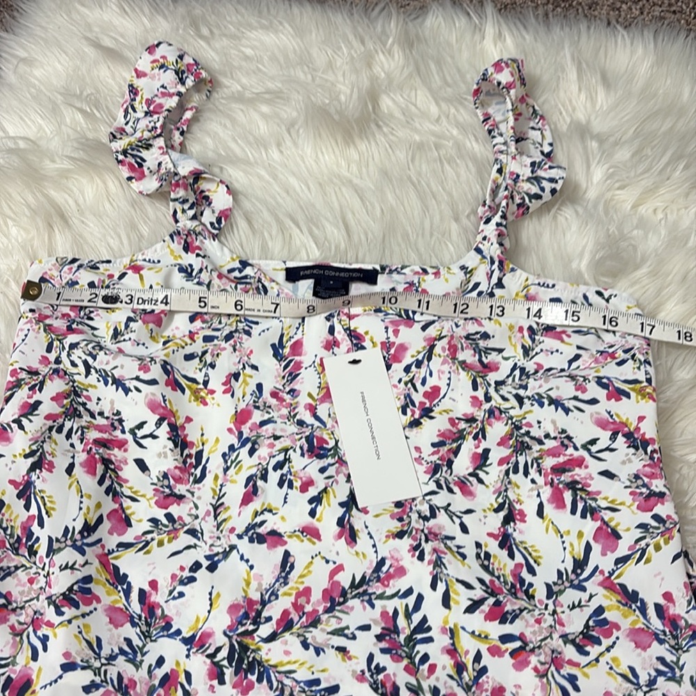 NWT French Connection Ruffle Shoulder White Floral Blouse Tank Size S - Picture 4 of 8